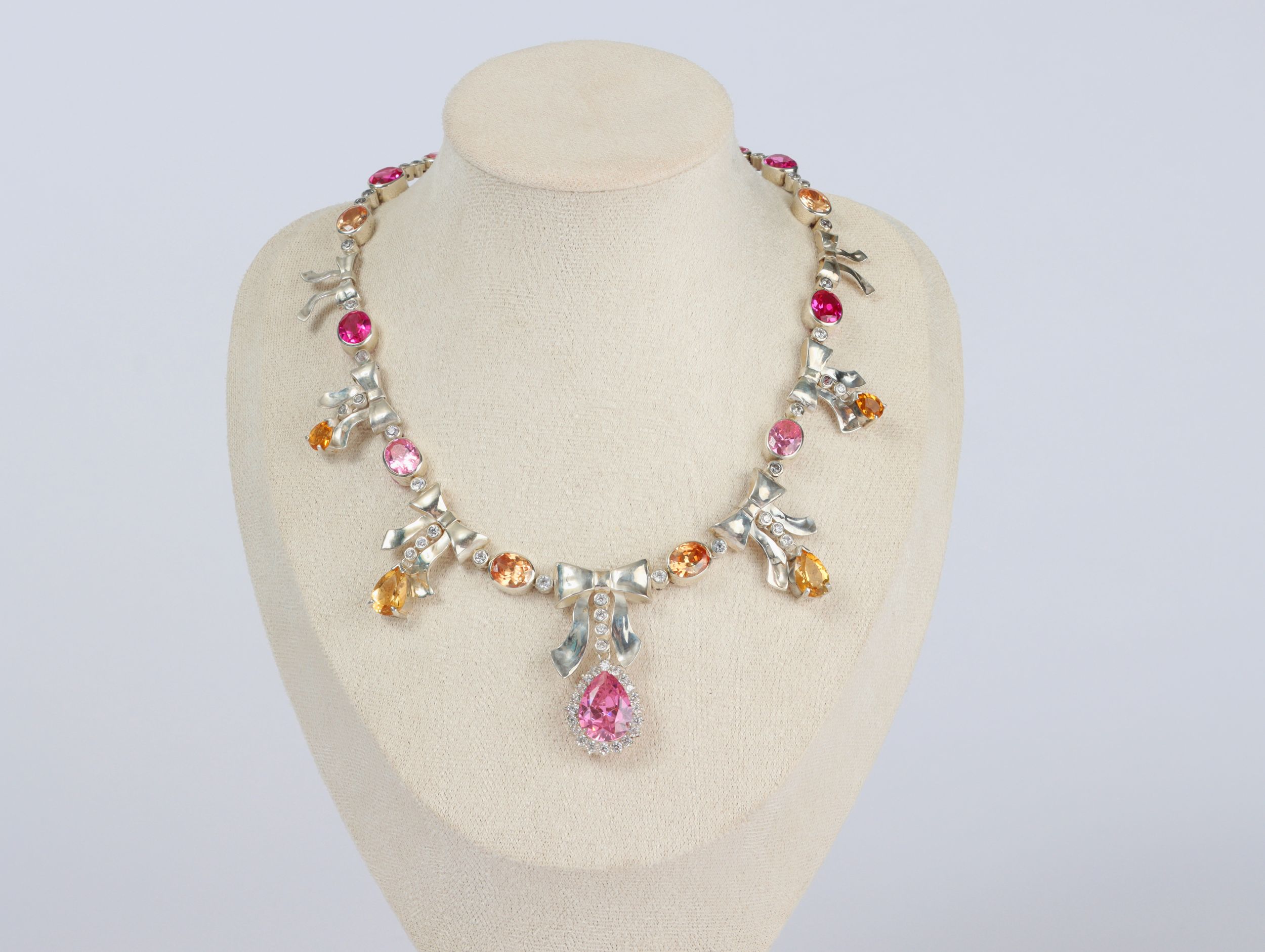 Schimmernde Vergangenheit, strahlende Zukunft